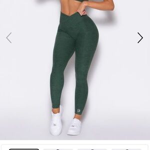 Green High-Waisted Leggings Bombshell sportswear